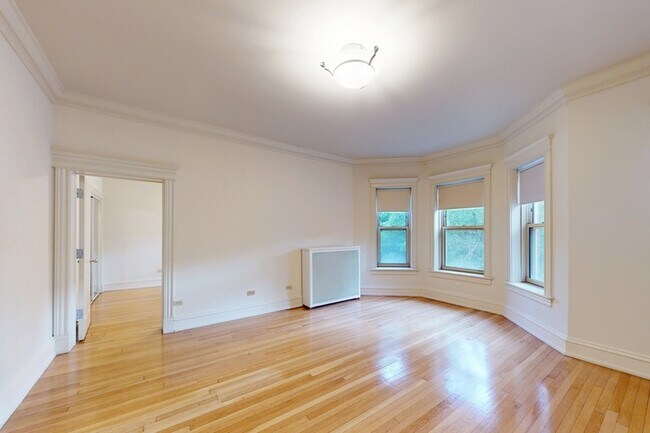 Floorplan - 5533 S. Blackstone