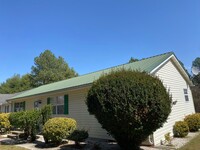 Building Photo - 22037 Thompson Pkwy