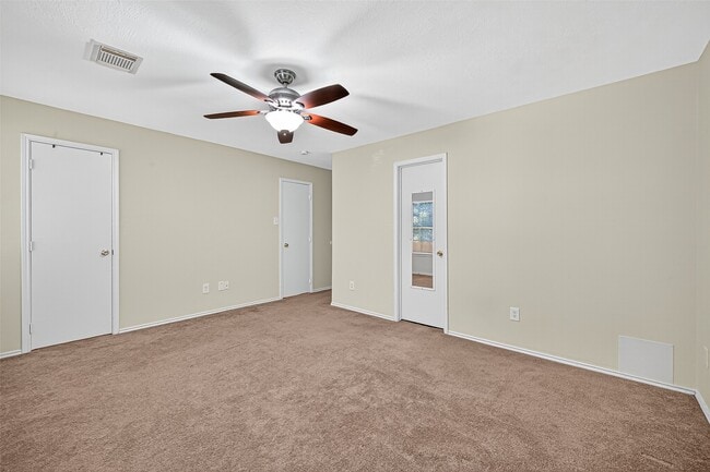 Building Photo - 3714 Bent Springs Ln