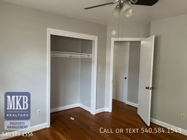 Building Photo - 1520 Longview Ave