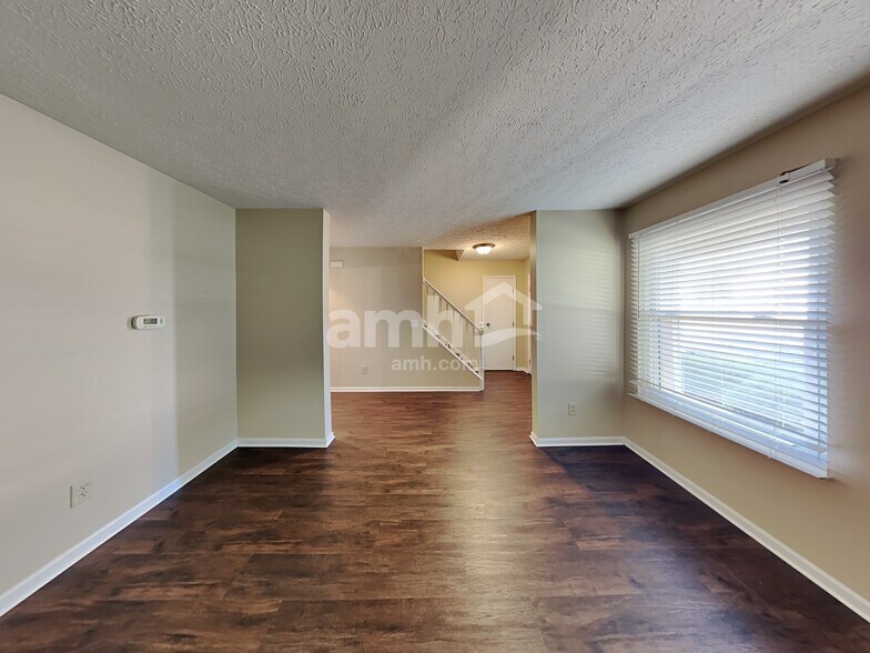 Building Photo - 12183 Derby Ct