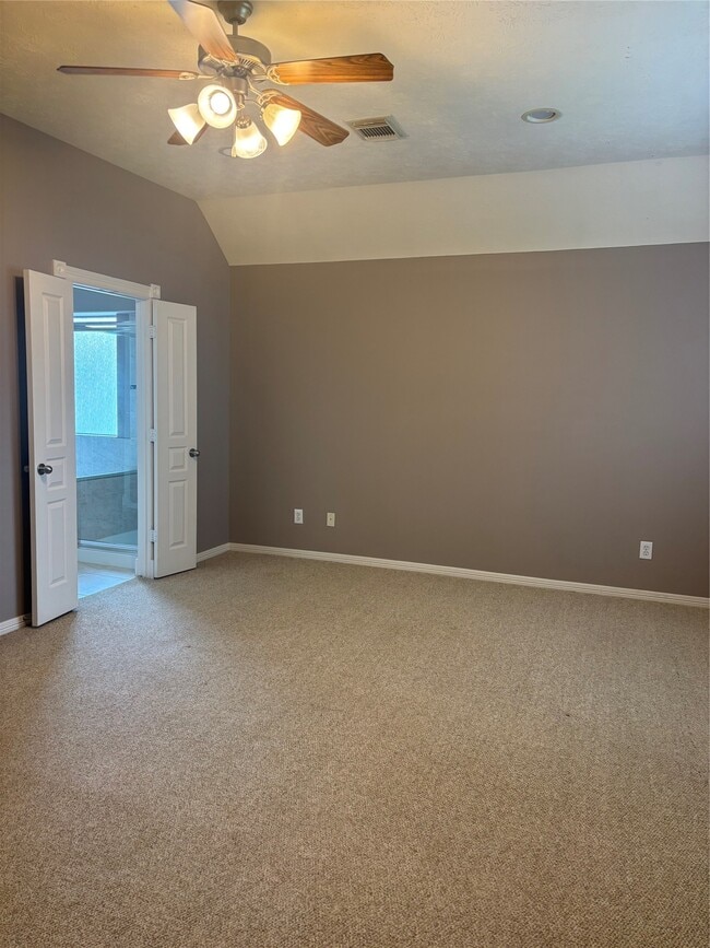 Building Photo - 951 Lamonte Ln