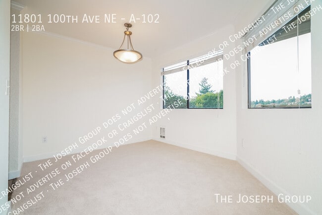 Building Photo - 11801 100th Ave NE