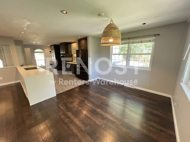 Building Photo - 7274 S Chase Way