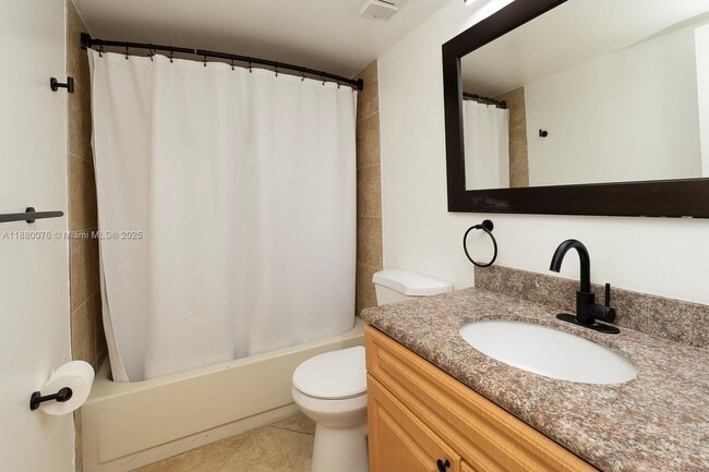 Building Photo - 109 Lake Emerald Dr