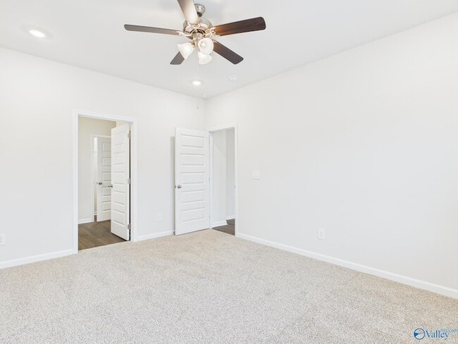 Building Photo - 237 Murphy Ln