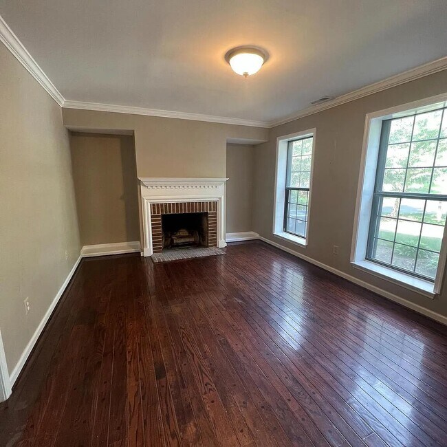 Building Photo - 1404 Weatherstone Dr