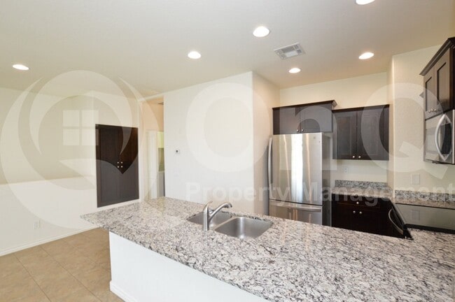 Building Photo - 854 S San Marcos Dr