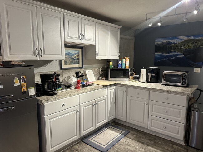 Building Photo - 3610 Porto Fino Ave