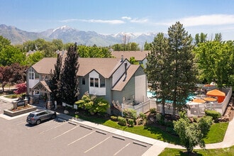 Leasing Office at Cottonwood Apartments - Cottonwood Apartments