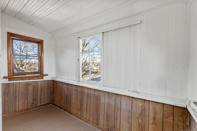 Building Photo - 68 Woodland Ave