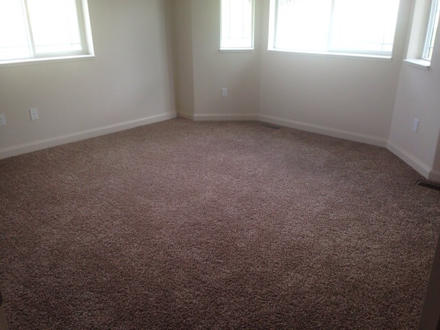 Building Photo - Great 4 bedroom Townhouse in Ogden for Rent