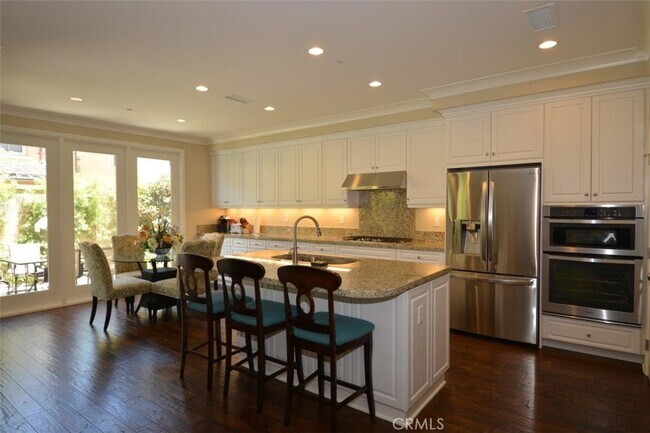 Building Photo - 51 Lupari-