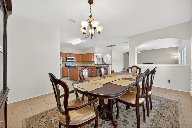 Building Photo - 21583 Rose Mill Dr