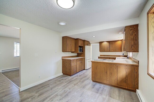 Building Photo - 3bd/2ba North Bend House