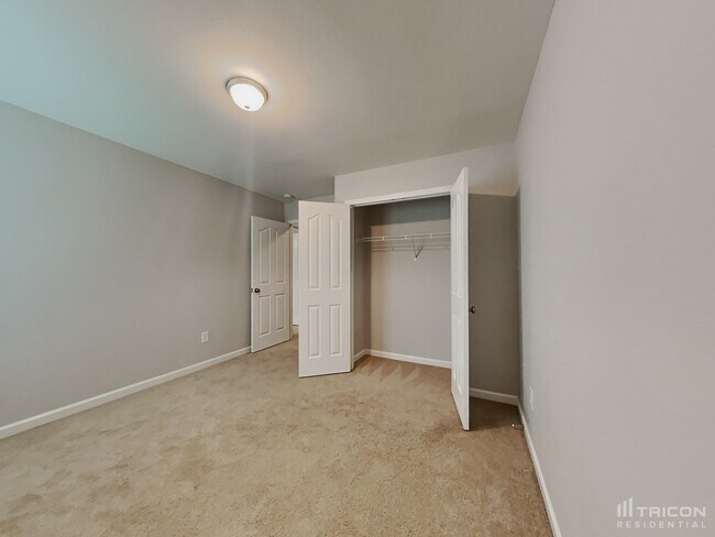 Building Photo - 4312 Houldsworth Dr
