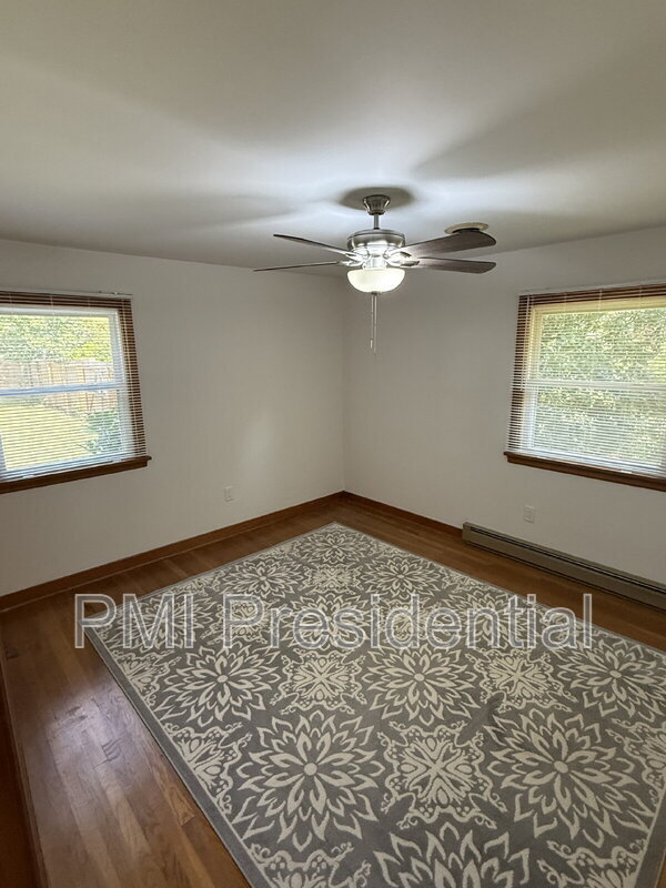 Building Photo - 5710 Tuskwillow Dr