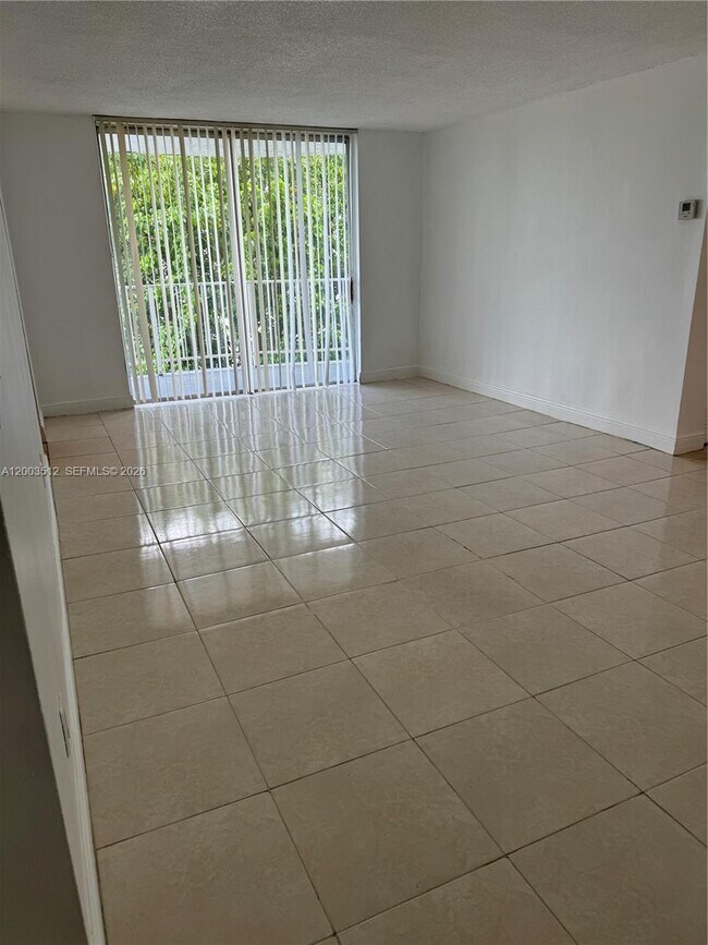 Building Photo - 1109 Belmont Ln