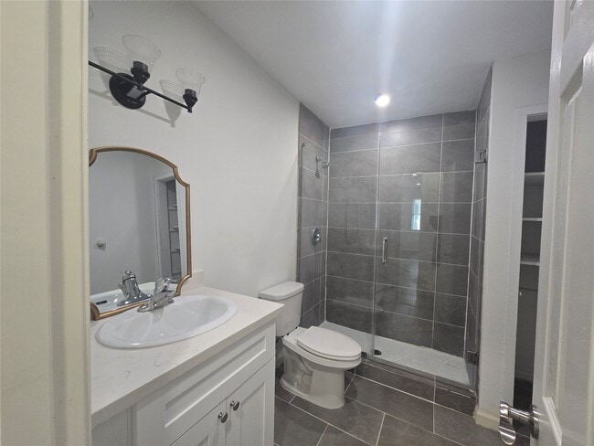 Building Photo - 712 Avenue H