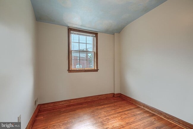 Building Photo - 8446 Loch Raven Blvd