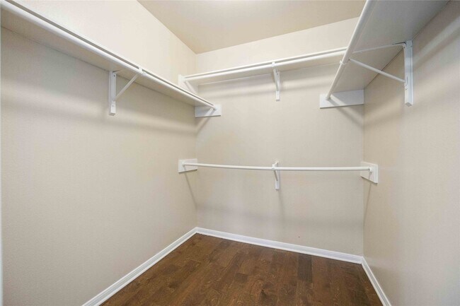 Building Photo - 4806 Cotton Ridge Trail