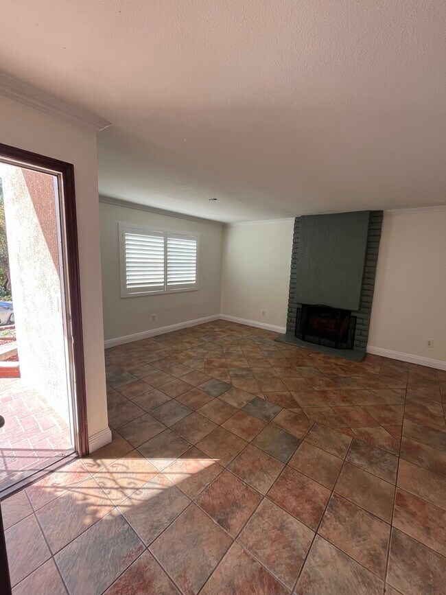 Building Photo - 12727 Shenley St