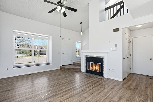 Building Photo - $1,840.95, 3-bed, 1.5-bath, located in Colorado Springs with a large backyard.