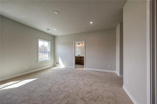 Building Photo - 315 Telluride Ln