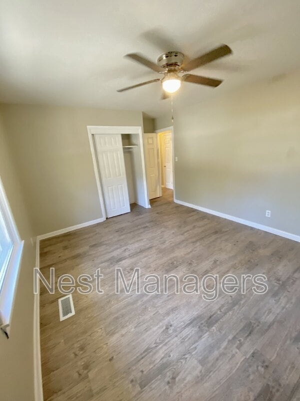 Building Photo - 3808 Hartwell Rd