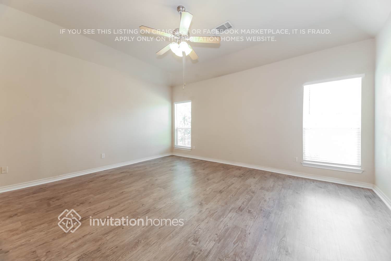Building Photo - 1147 Clairemont Ln