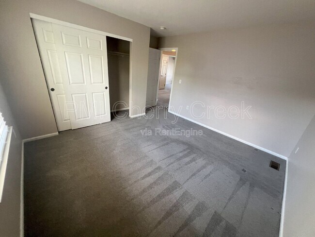 Building Photo - 5420 Heatherton Ln