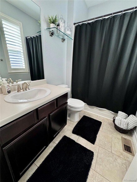 Building Photo - 25447 E Arbor Dr