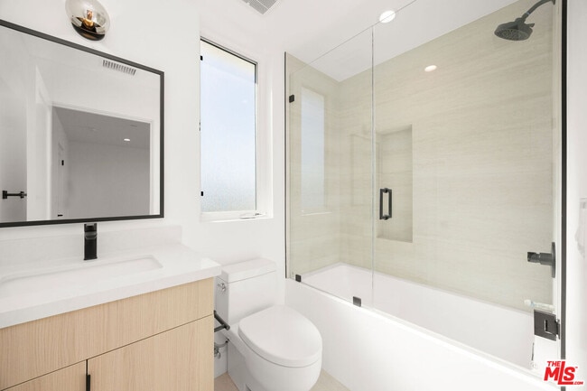 Building Photo - 6241 Banner Ave