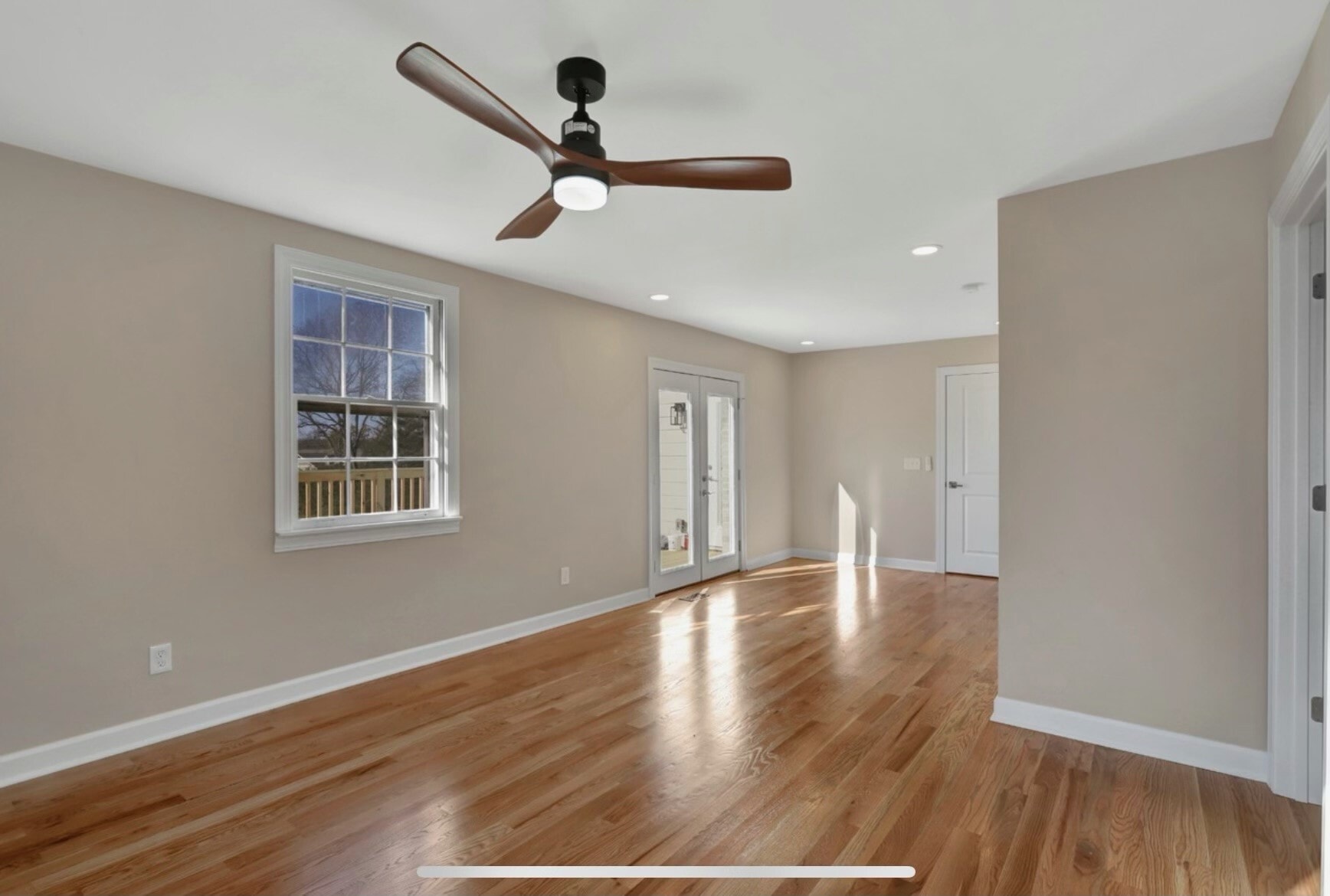 Master Bedroom - 462 Lanier Dr