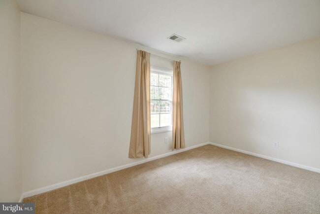 Building Photo - 10901 Haislip Ln