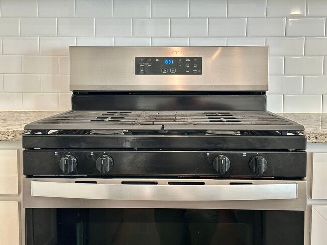 Building Photo - Spacious 3BD Townhome in Solana | 2-Car Garage | Pool, Gym & More