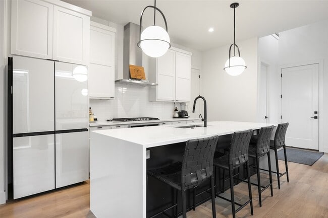 Building Photo - 416 Grandview Ave