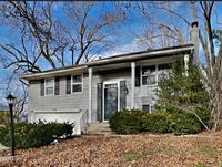 Building Photo - Newly Renovated Single Family Home | 3 BR/2.5BA | 1-Car Covered Parking