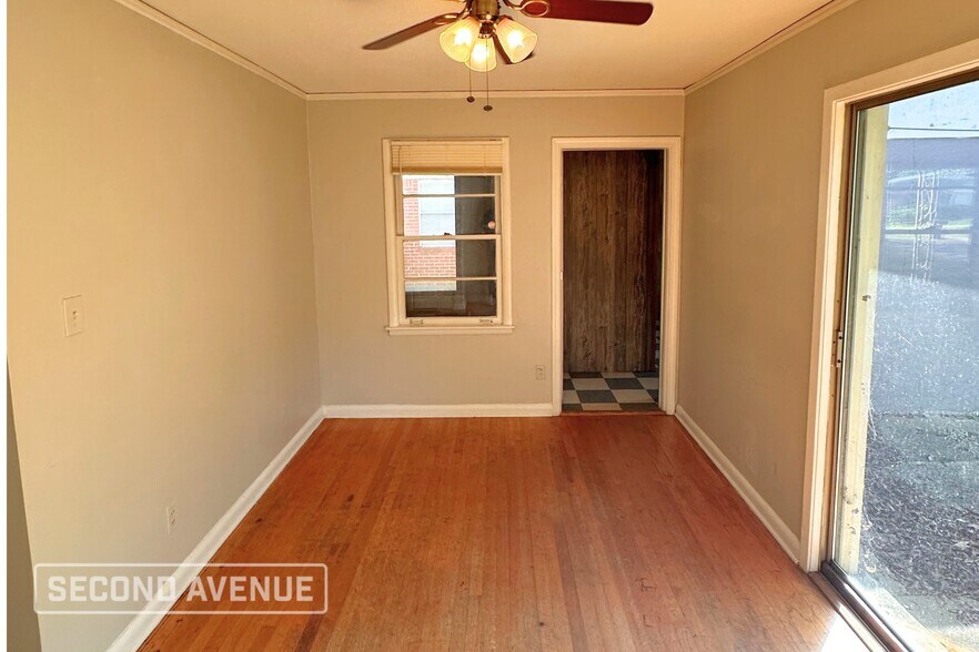 Building Photo - 1737 Tahiti Ln