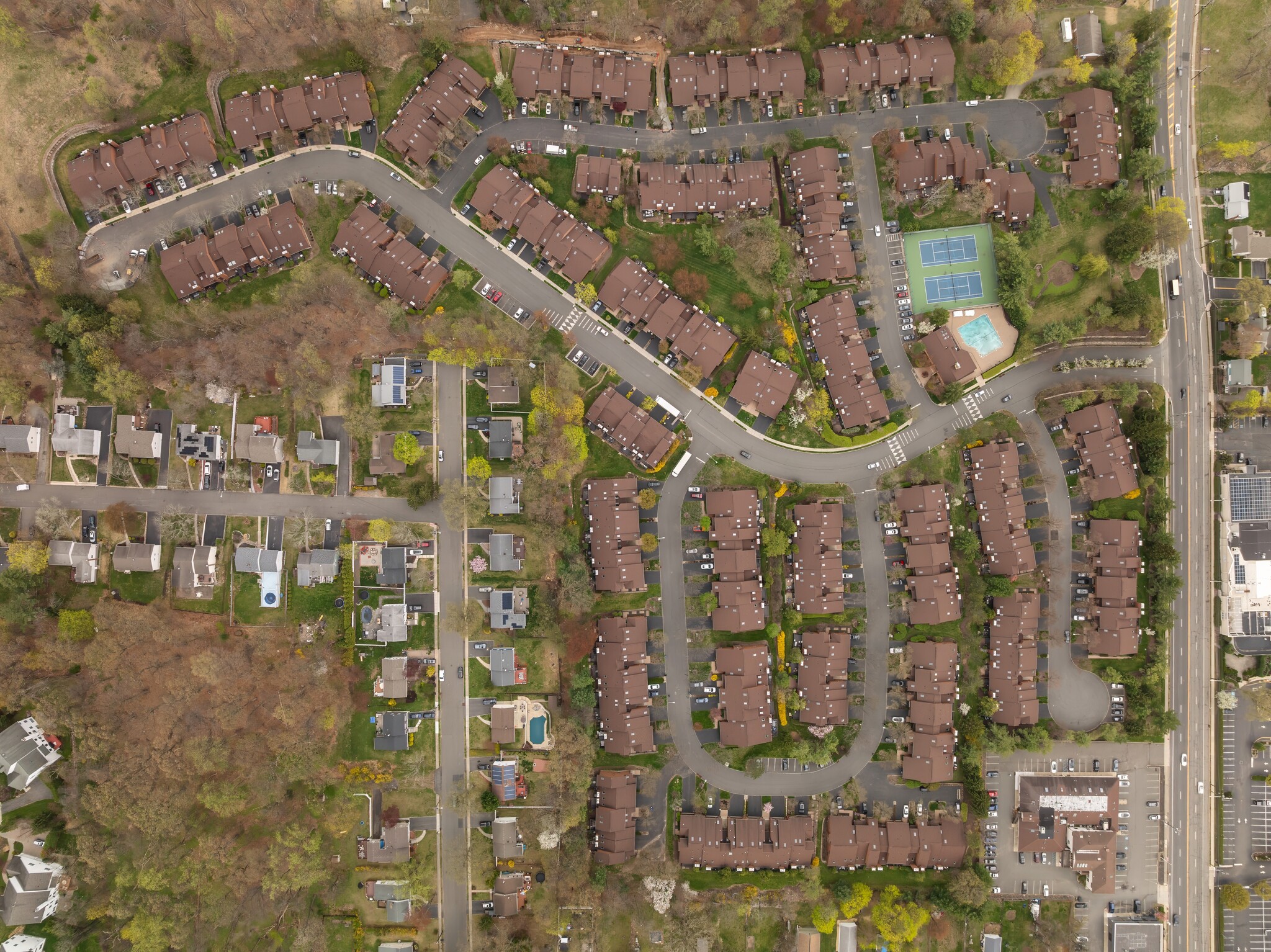 Building Photo - 87 Sullivan Dr