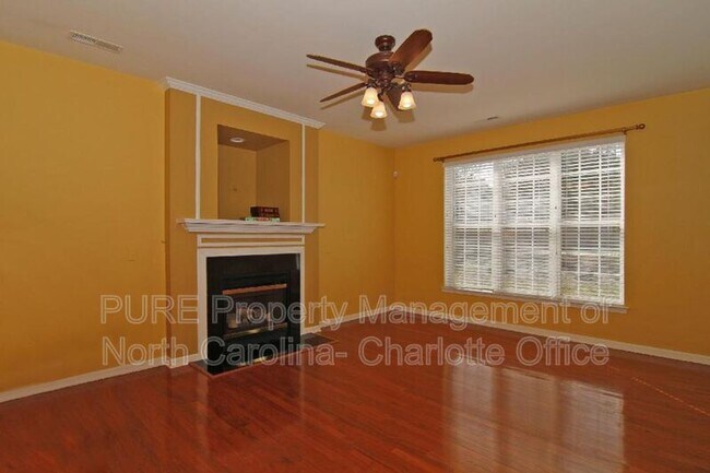 Building Photo - 3904 Luthers Rock Ct