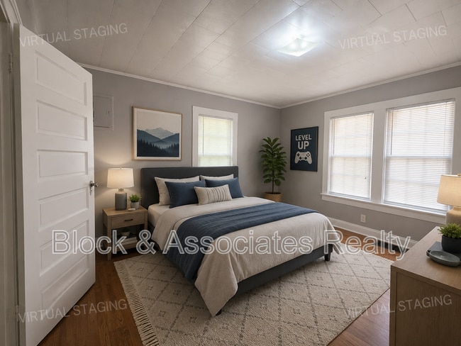 Building Photo - 909 Gaines Ave