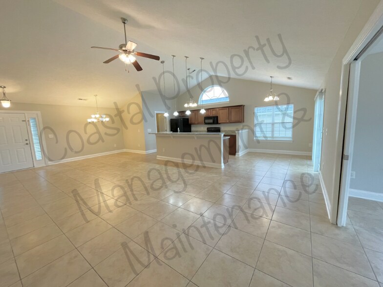 Building Photo - 879 Summer Mist Dr