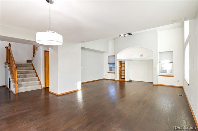 Building Photo - 8431 Bed Straw St