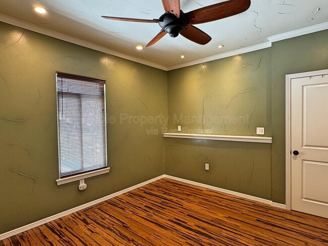 Building Photo - 5680 W 9th Ave