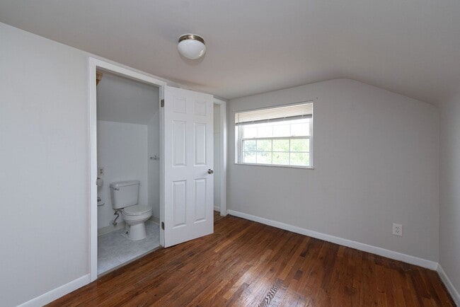 Building Photo - WESTWOOD-4 BEDROOM 2 BATH WITH OPEN FLOOR ...