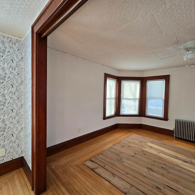 Building Photo - 67 Park St