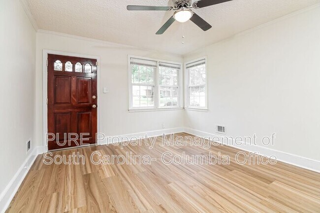 Building Photo - 2308 Manse St