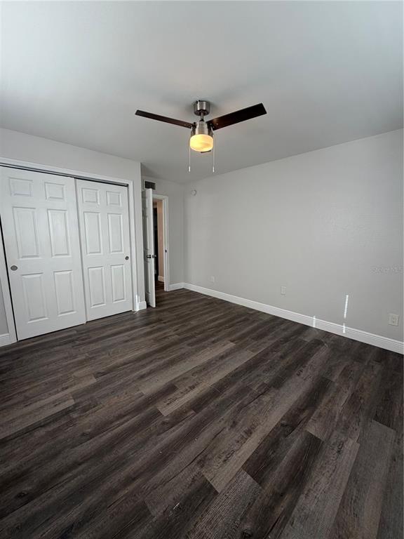 Building Photo - 320 W Howry Ave