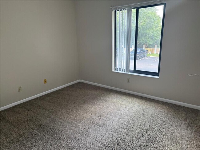 Building Photo - 8215 Sun Spring Cir